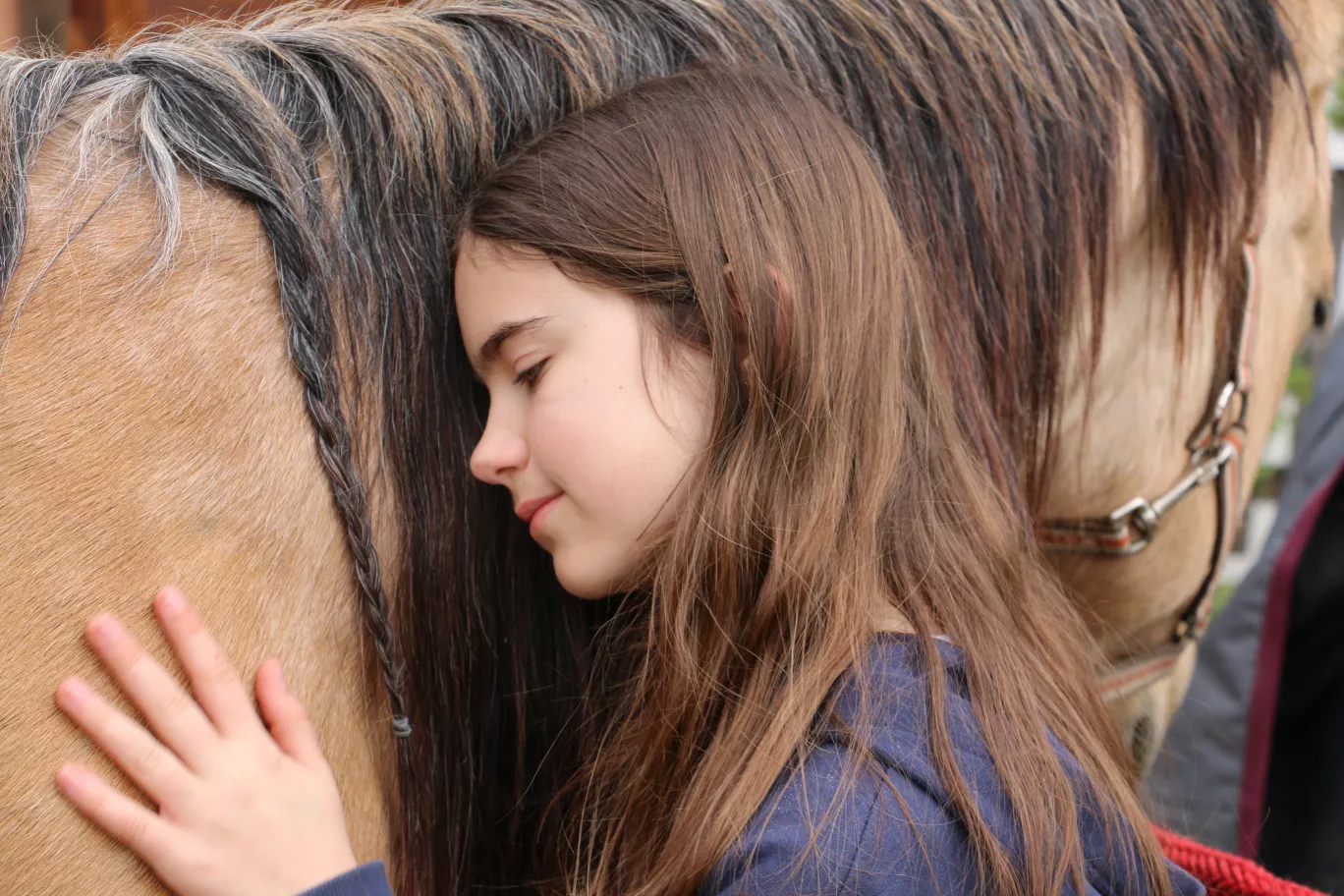 Kind mit Pferd